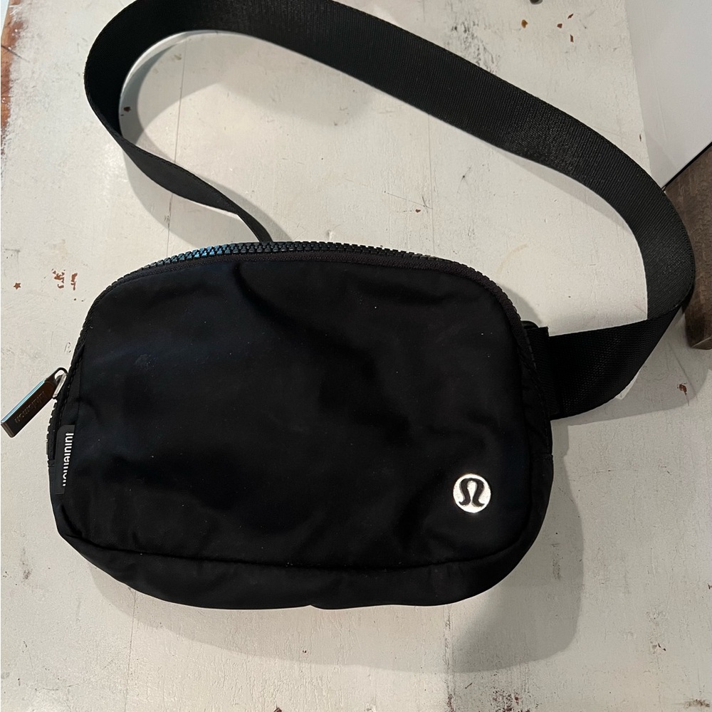 Lululemon Athletica Black Belt Bag Versatile Essential